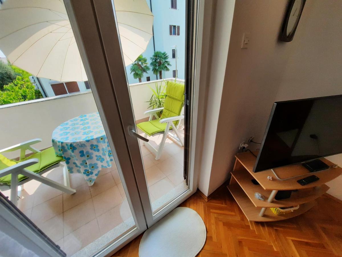 Apartman Lovran Luaran gambar