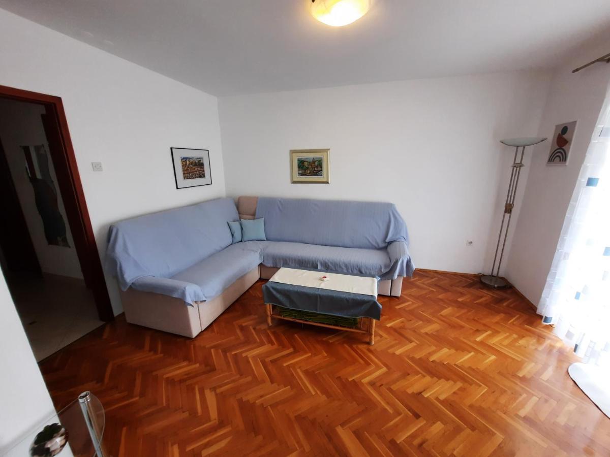 Apartman Lovran Luaran gambar
