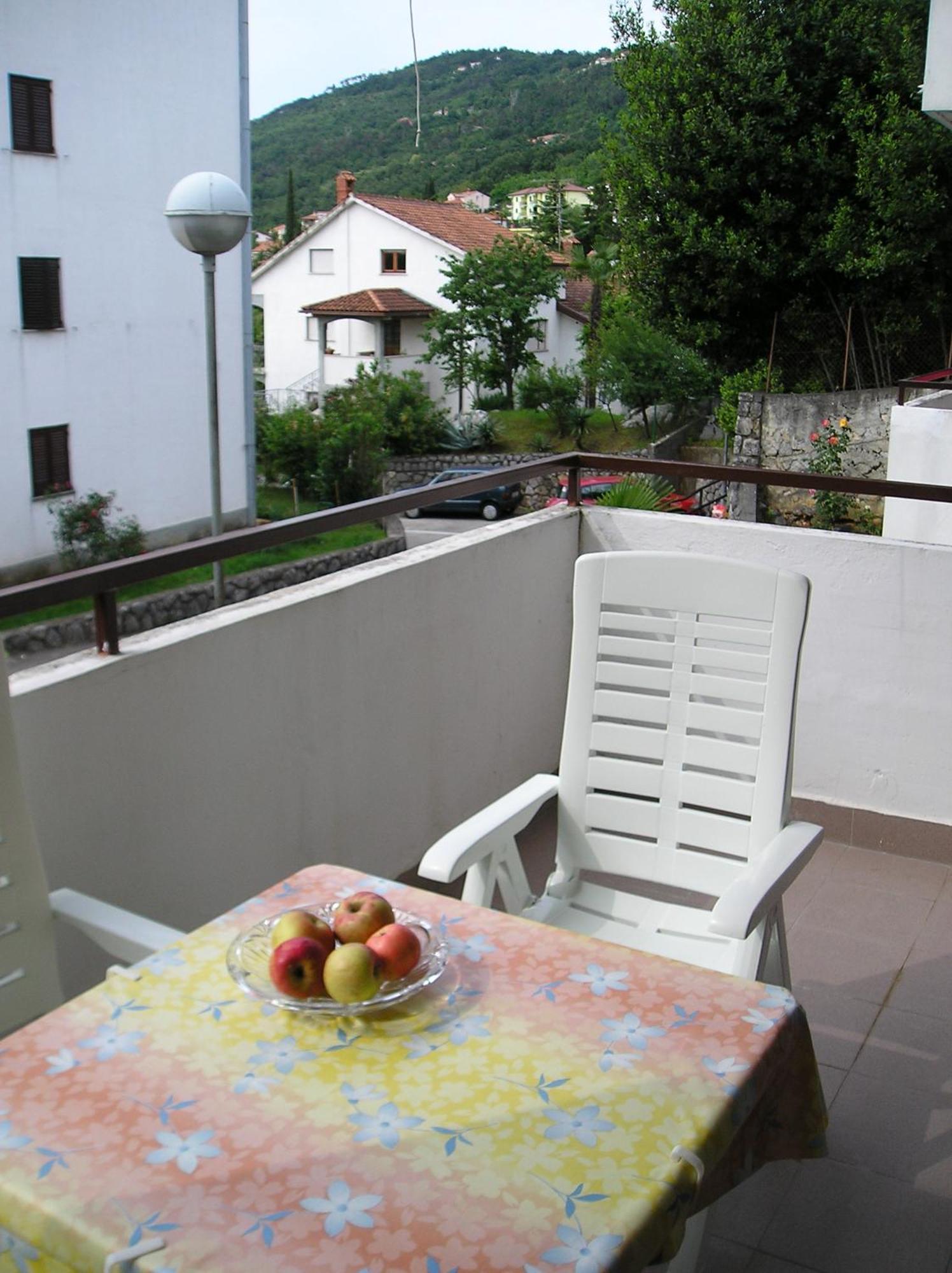 Apartman Lovran Luaran gambar