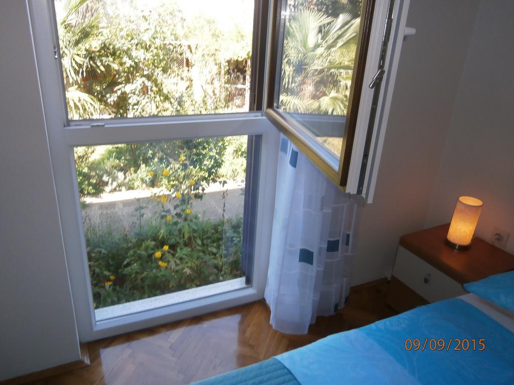 Apartman Lovran Luaran gambar
